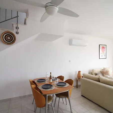 Kissonerga Sea View Maisonette * Paphos
