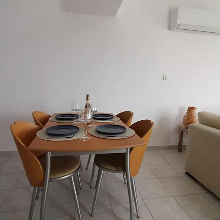 Kissonerga Sea View Maisonette *